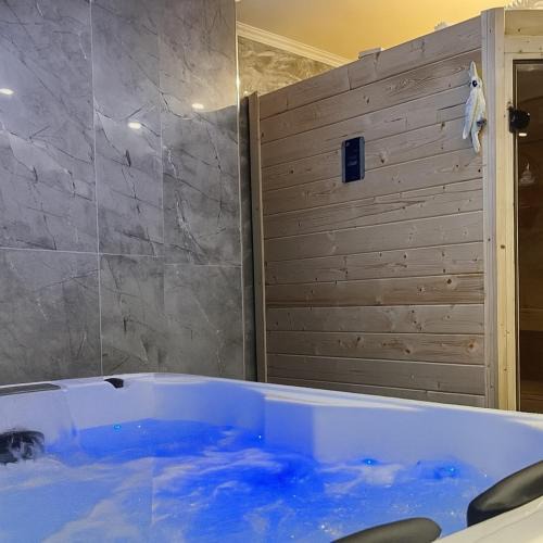 Weitbruch House | Maison privative SPA Jacuzzi Sauna Salle de jeux