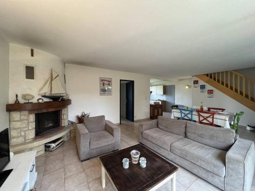 Saint-Cast-le-Guildo Villa | Maison Quartier de la Fresnaye 8 personnes