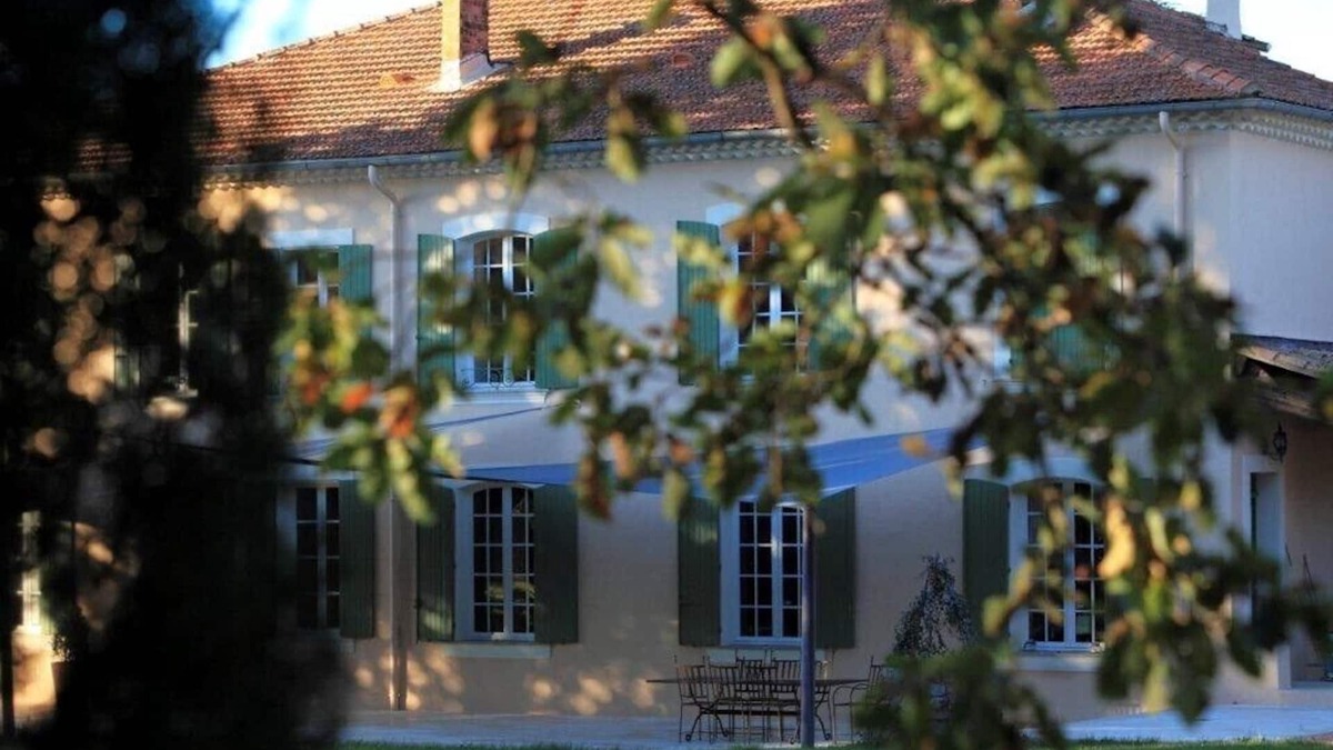 Pignans Villa | Maison 'R' -A genuine Provencal Bastide in middle of a vineyards with a pool