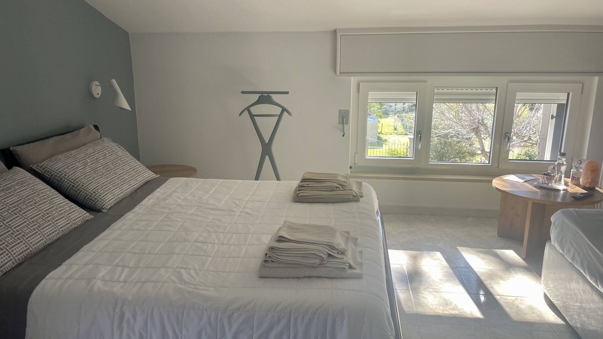Borgofranco d'Ivrea Apartment | Maison Sabrina Apartment with Garden View