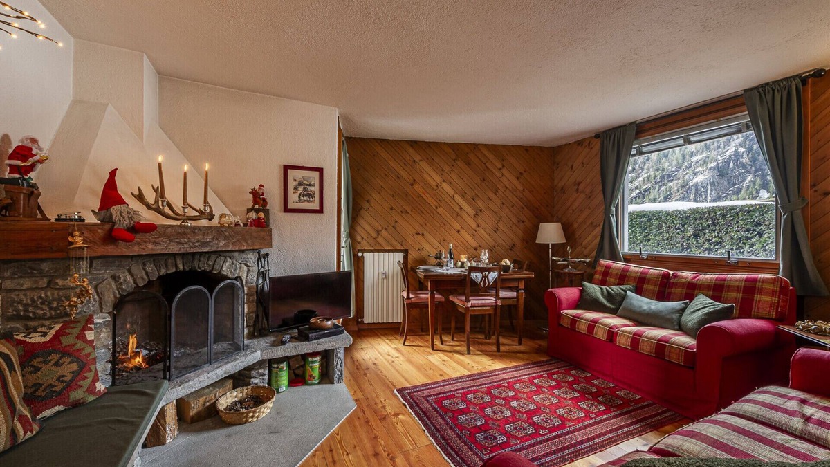 Courmayeur Apartment | Maison Simone- Wifi -Parking & Mountain View
