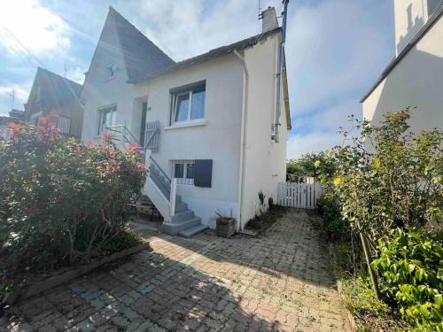 Saint-Brieuc House | Maison spacieuse avec jardin et salle de sport