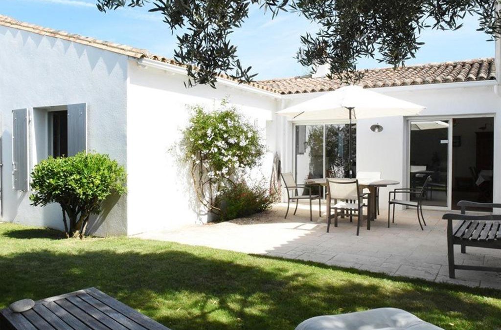 Les Portes-en-Re House | Maison spacieuse avec jardin, cheminée, internet et lits faits à l'arrivée - Les Portes-en-Ré - FR-1-434-10