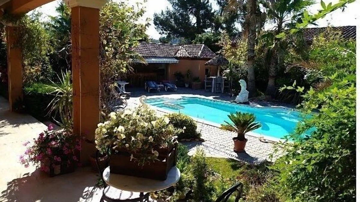 Gabian House | Maison Spacieuse Avec Piscine Pour Vacances Très Agréables