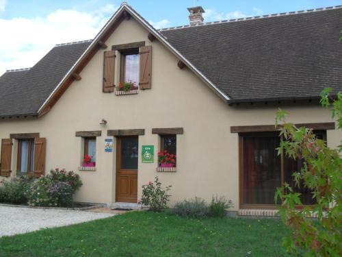 Chaon House | Maison spacieuse en Sologne avec grand jardin, proche randonnée, terrasse, parking privé - FR-1-491-437