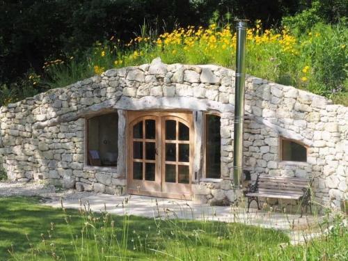 L'Isle-Bouzon Ski Chalet | Maison Terre Les Cabanes de Fallot - sauna bain-froid piscine naturelle