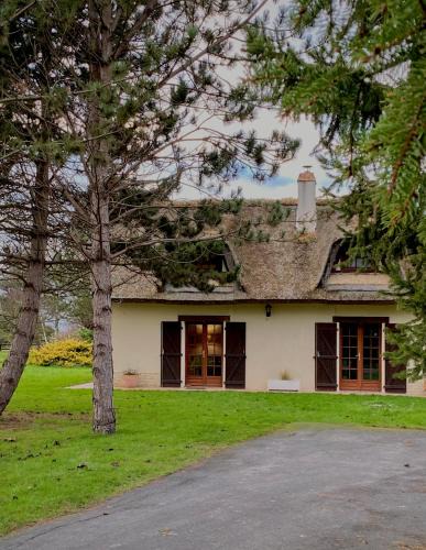 Hotot-en-Auge House | Maison traditionnelle Normande avec piscine