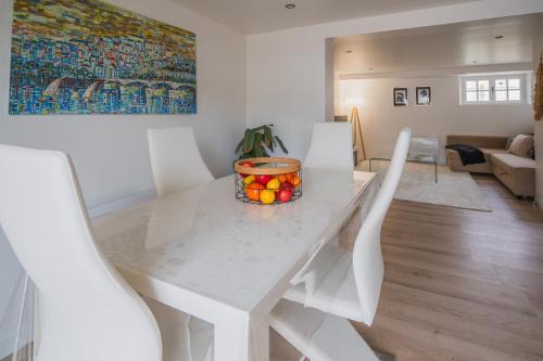 Fleury-les-Aubrais Apartment | Maison Zola