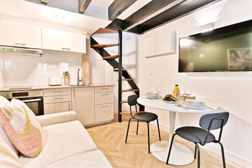 Levallois-Perret Apartment | Maisonette 5 minutes from Paris - Levallois - II