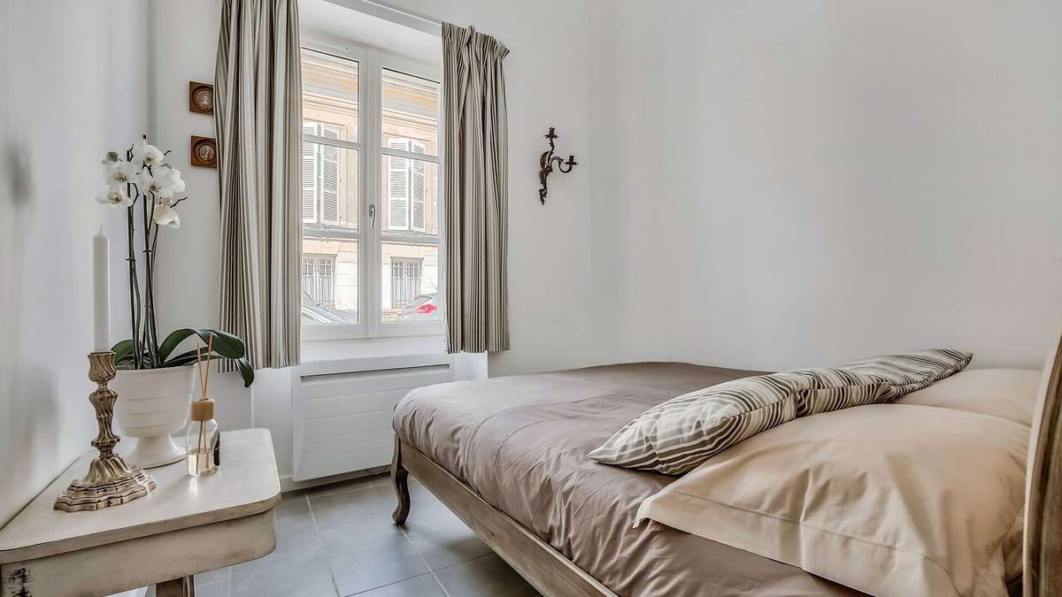 Notre-Dame Apartment | Maisonette-charming apartment near the Castle