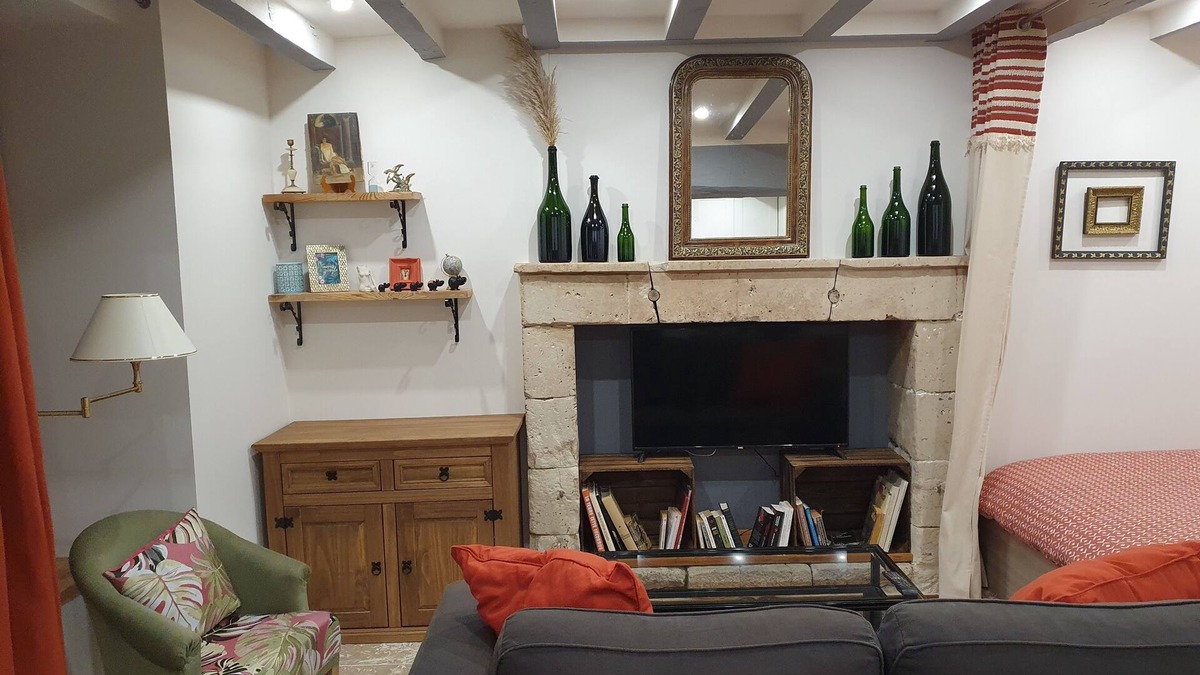 Saint-Laon House | Maisonette, Gîte de la Mère Nini