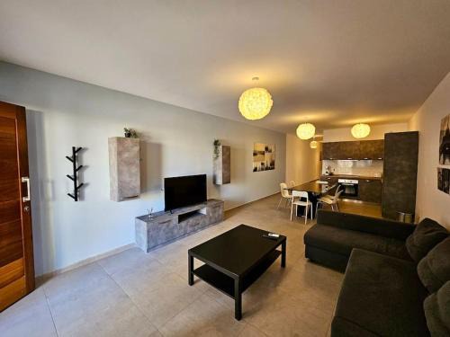 Qawra Apartment | Maisonette Haven Explore Malta