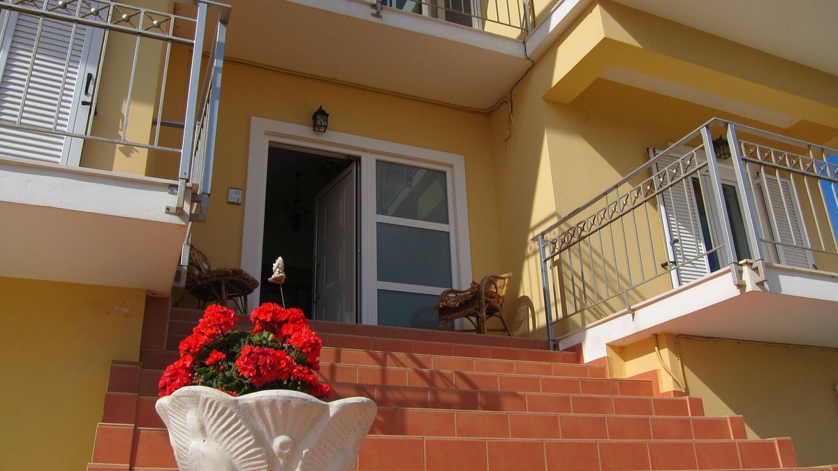 Gerani House | Maisonette on the beach!