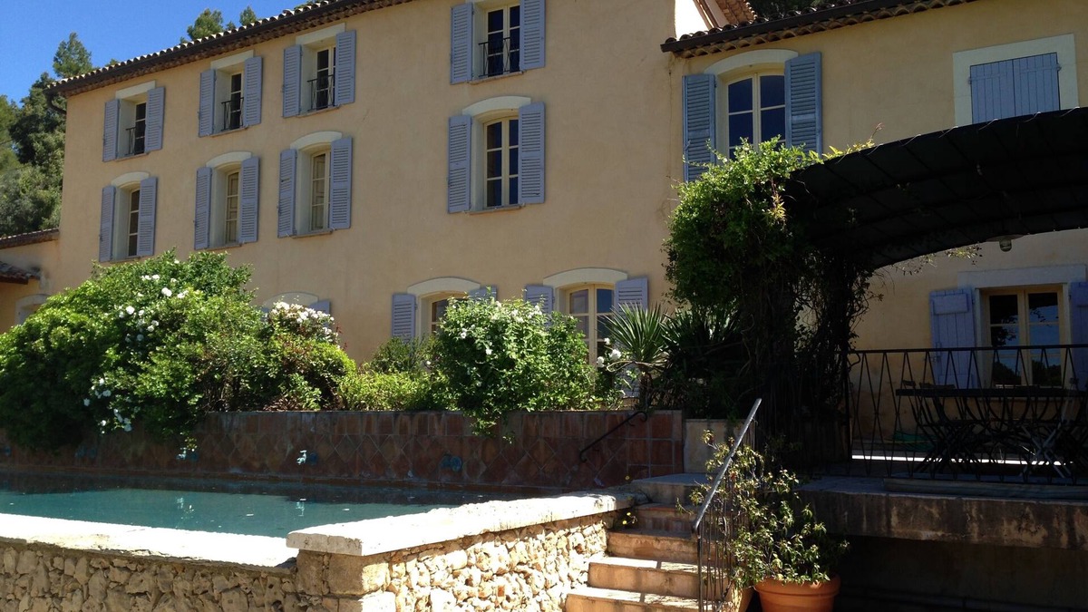 Aups Cottage | Maisonette on the edge of the medieval village of Aups