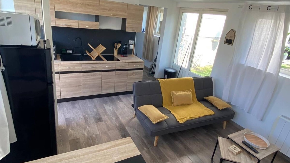 Saint-Andre-les-Vergers House | Maisonnette T2