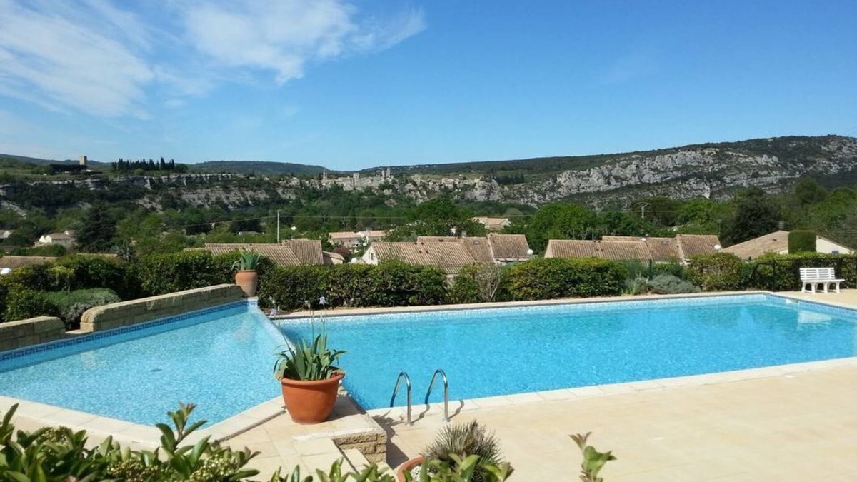 Saint-Martin-d'Ardeche House | Maisonnette Avec Piscine Commune et Plages des Gorges de L'ardèche à 5mn à Pied
