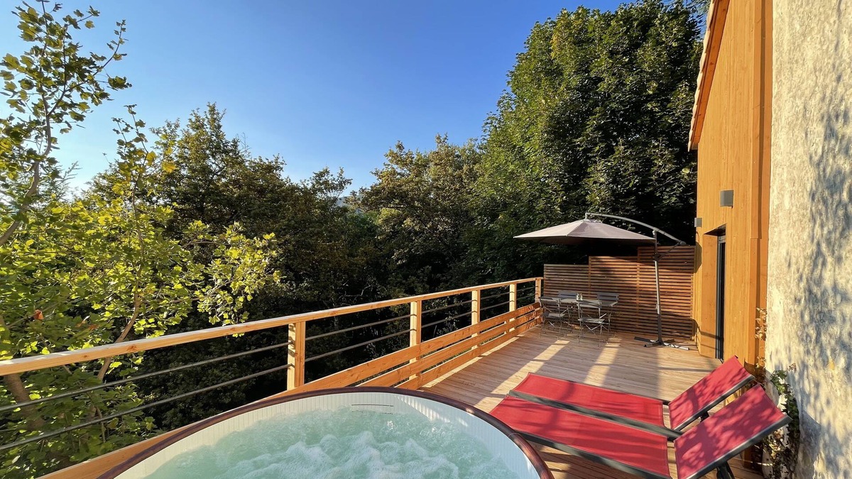 Dieulefit House | Maisonnette en Pleine Nature, Spa, Village à Pieds