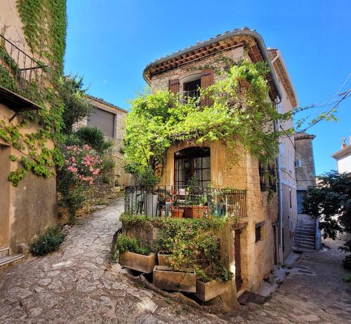 Simiane-la-Rotonde House | Maisonnette provençale
