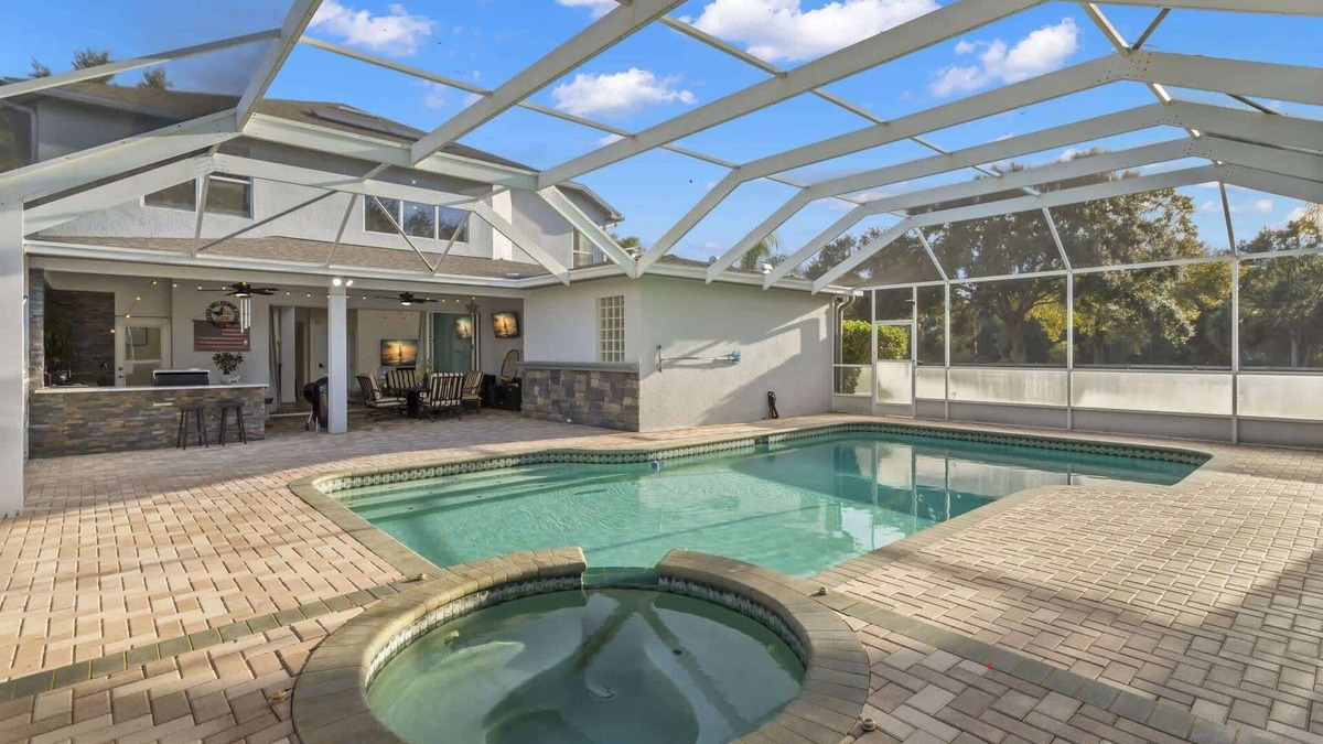 Port Richey House | Majestic 3-Acre Heated Pool Estate ~ Scenic View ~ Events