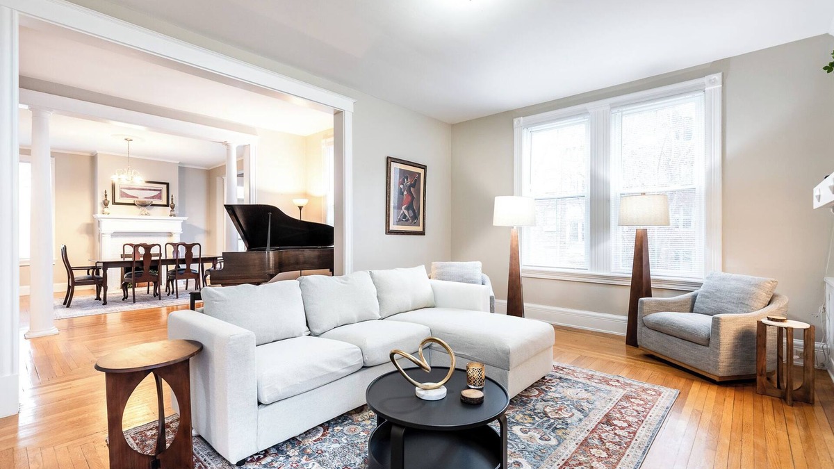 Walnut Hills Apartment | Majestic and Spacious 3 Bdrm 2 Bath Near Eden Park