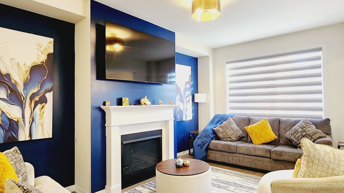 Thorold House | Majestic Elegance at The Falls-15 min to Niagara Falls