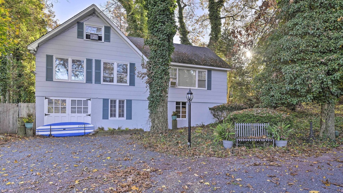 Wading River House | Majestic Escape on Long Island - Walk to Beach!