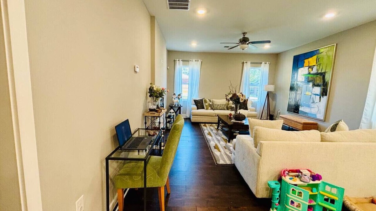 Lithonia House | Majestic House/3BR/8PX/Parking/BBQ at Stonecrest