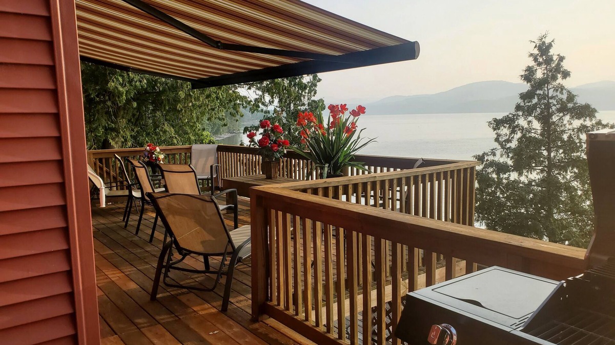 Addison House | Majestic Lake Champlain Home - Private Beach & Dock - Sept & Fall Availability