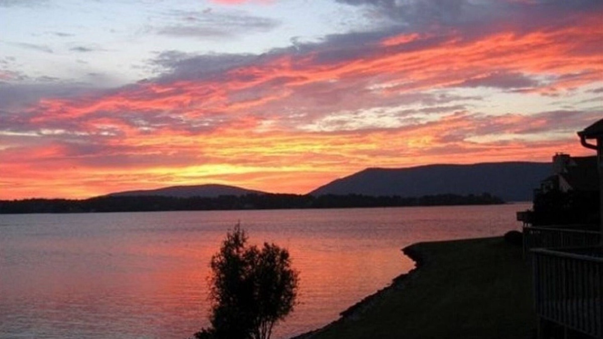 North Shore Villa | Majestic Pointe! Sleeps 8, 4 bathrooms
