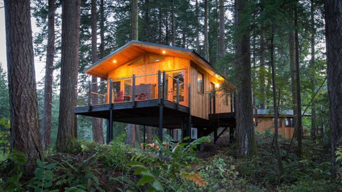 Stevenson Cabin | Majestic Treetop Getaway with Private Firepit
