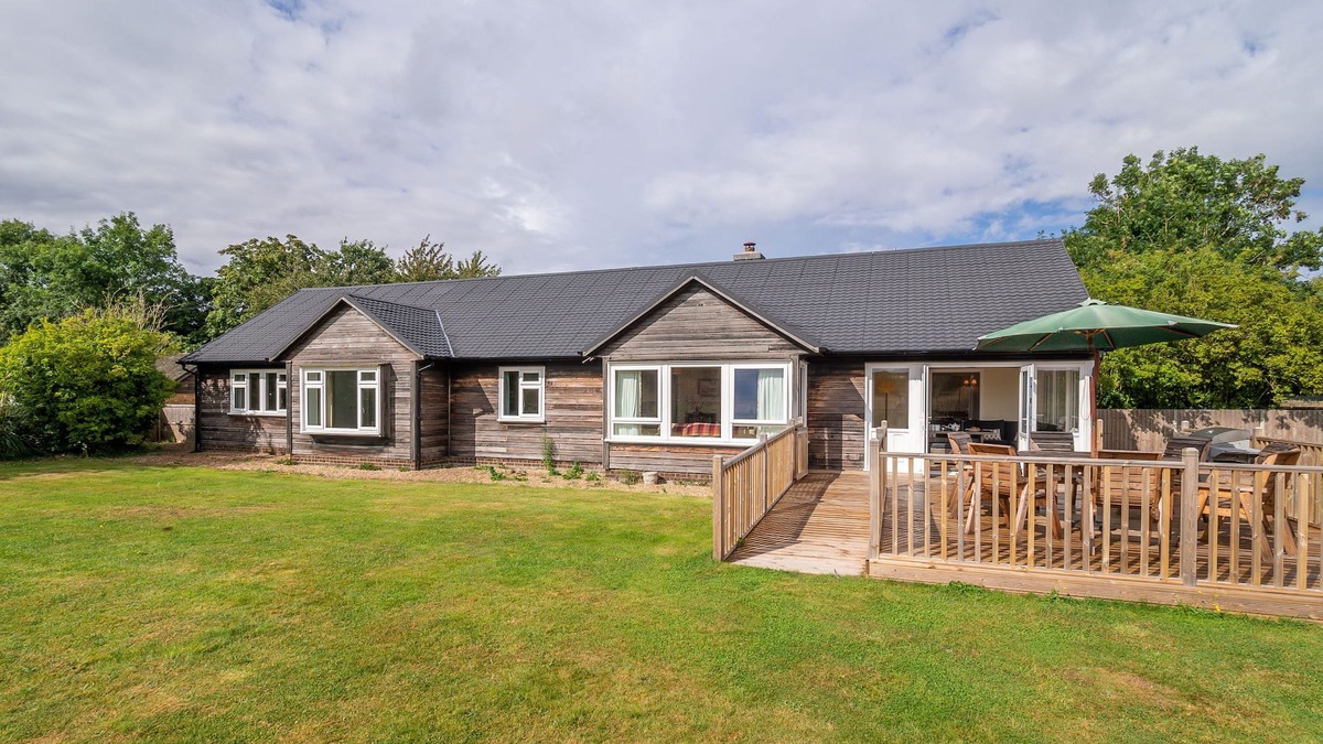 Tilney Fen End House | Major's Lodge, Watlington, Norfolk