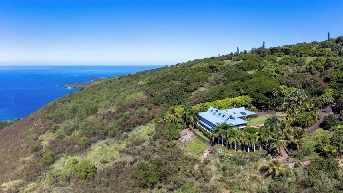 Honaunau-Napoopoo House | Maka Nui Estate private, family style home , newly renovated