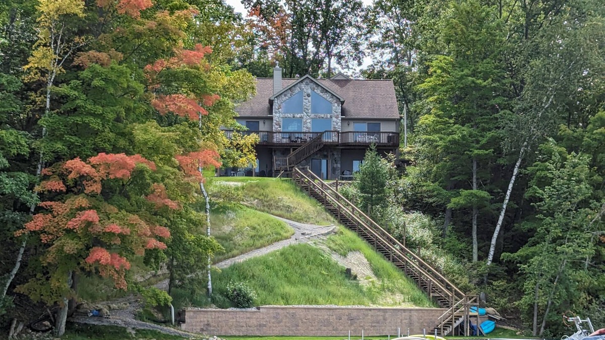 Hale House | Make new memories! Vacation in the forest on Loon Lake: spacious; scenic; fun.