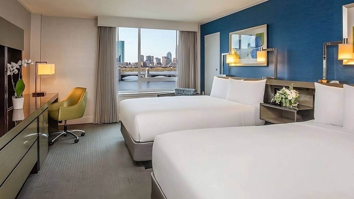 Boston Resort | Make Your Trip More Enjoyable! w/Indoor Pool, Pets are Allowed Here!