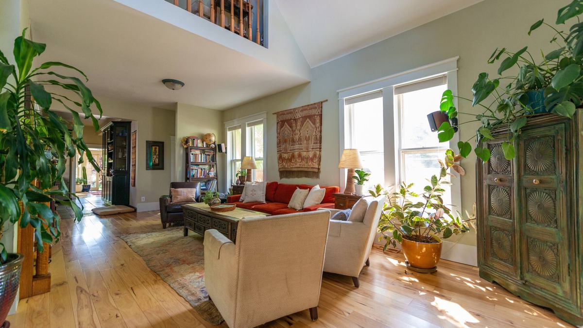 Whittier House | Make yourself at home in a spacious, clean and comfortable downtown Boulder home