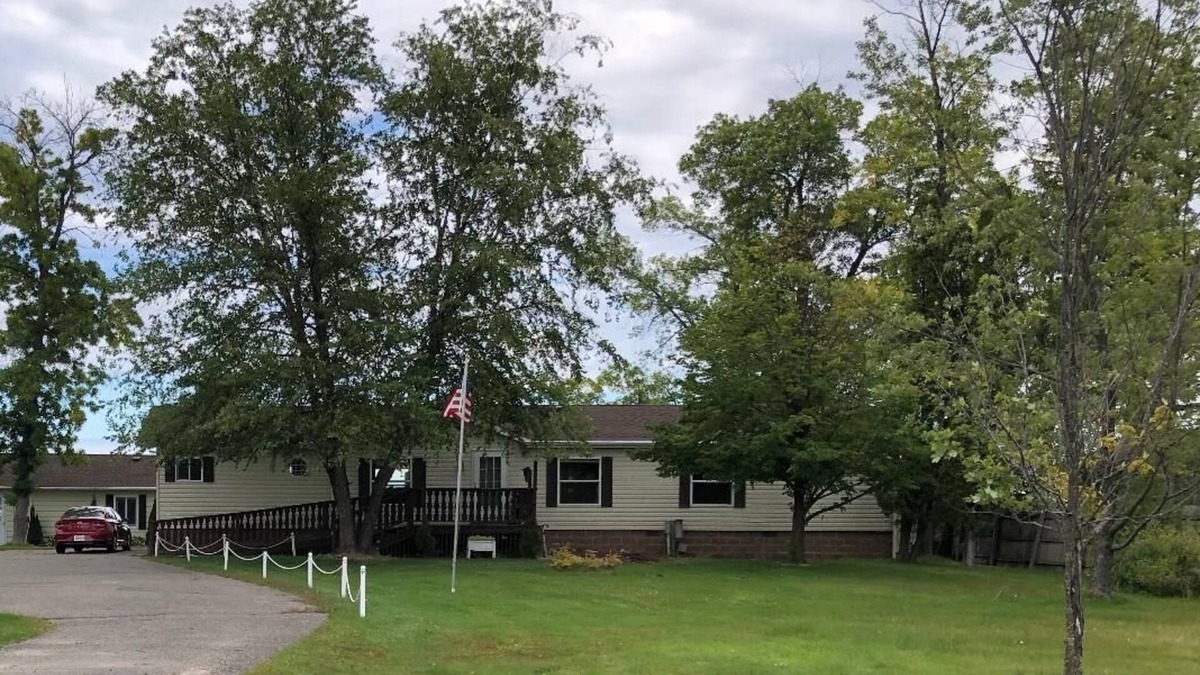 Brainerd House | Making Memories on North Long Lake