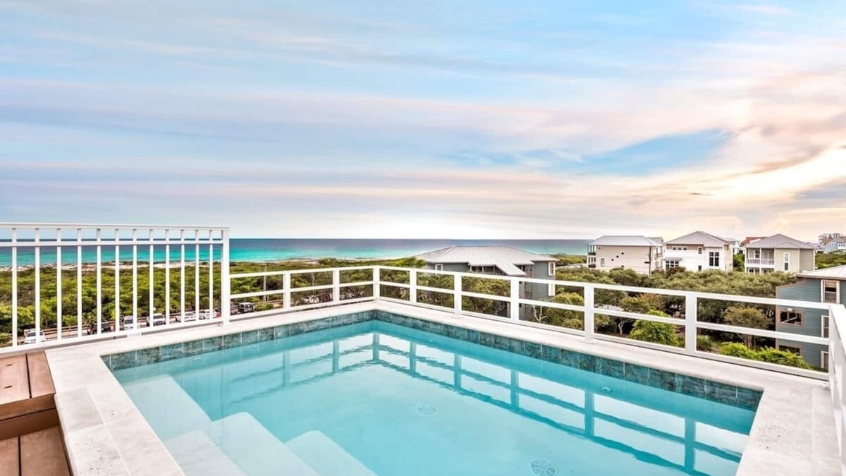 Inlet Beach House | Mala luxe-Rooftop Heated Pool-Steps to beach!