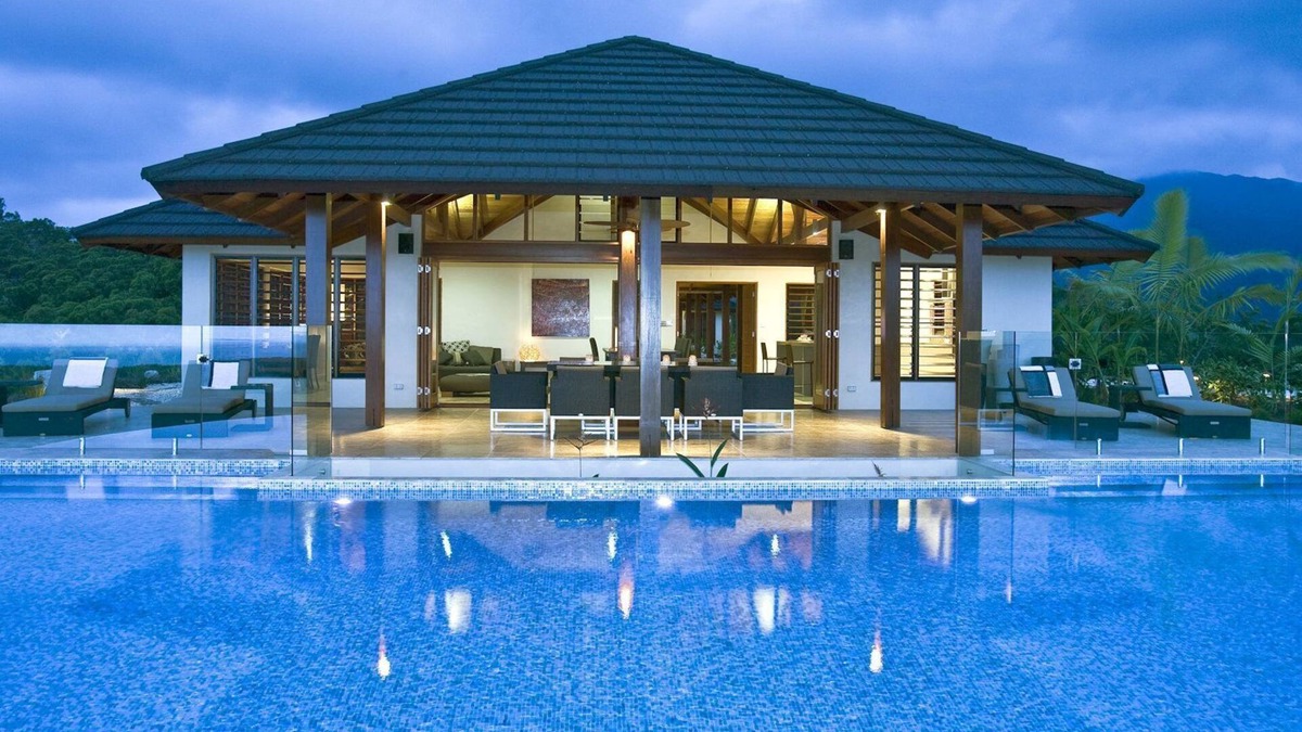 Miallo House | Mali Mali 196 Somerset Drive, Miallo QLD 4873