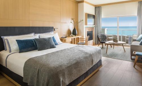 Eastern Malibu Resort | Malibu Beach Inn