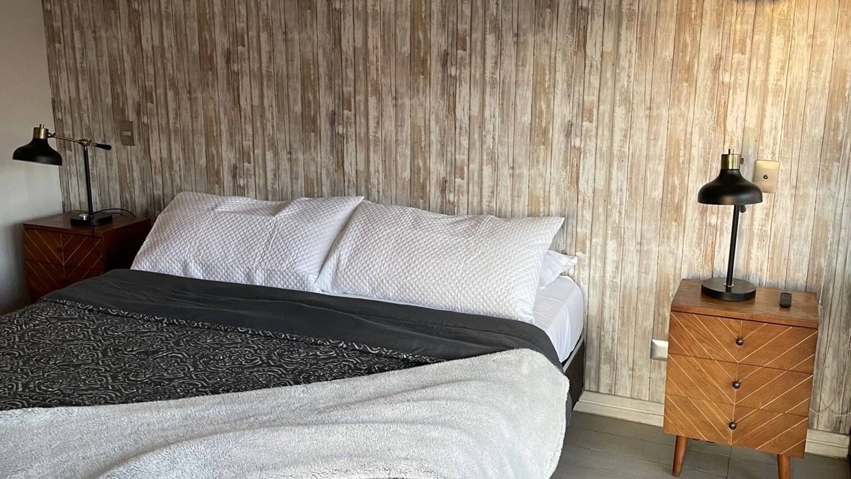 Vitacura Apartment | Mall Parque Arauco. Piscina Temperada + King Bed