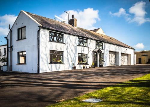 Whitehead Apartment | Mallard Cottage