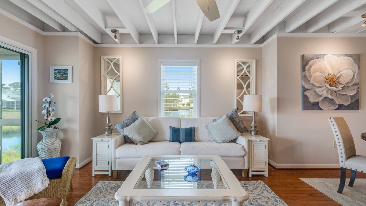 Selbyville House | Mallard Lakes townhouse with hot tub, pool, water views, & fireplace