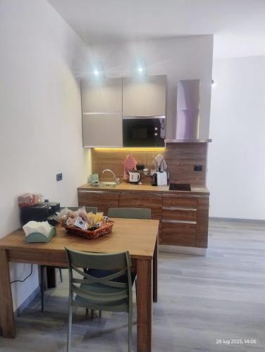 Somma Lombardo Apartment | Malpensa Sleep & Go