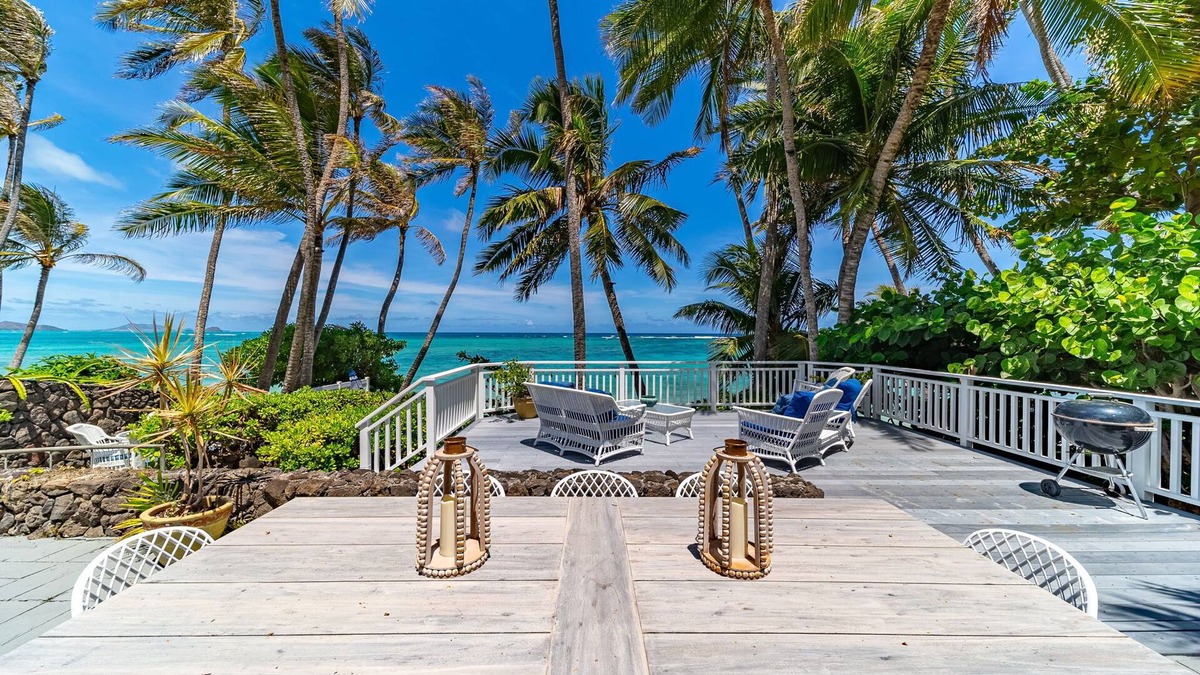 Waimanalo Beach House | Mana Kai at Waimanalo: Beachfront Luxury & Tranquility w/ Stunning Ocean Views