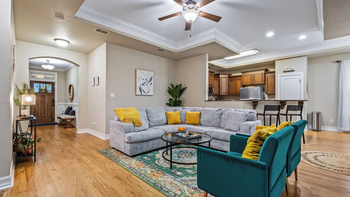 Tallahassee House | Manassas House Cozy Craftsman 4 BDR/Patio/Firepit
