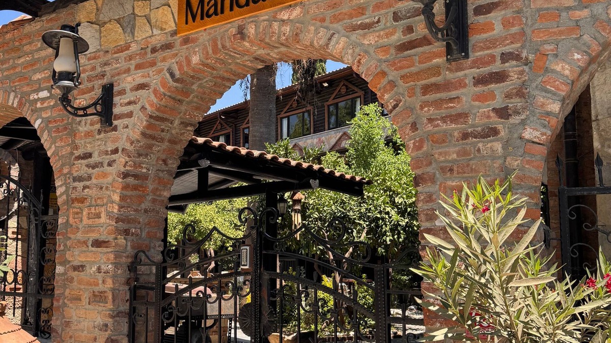 Edremit Hotel | Manastır Mandarin