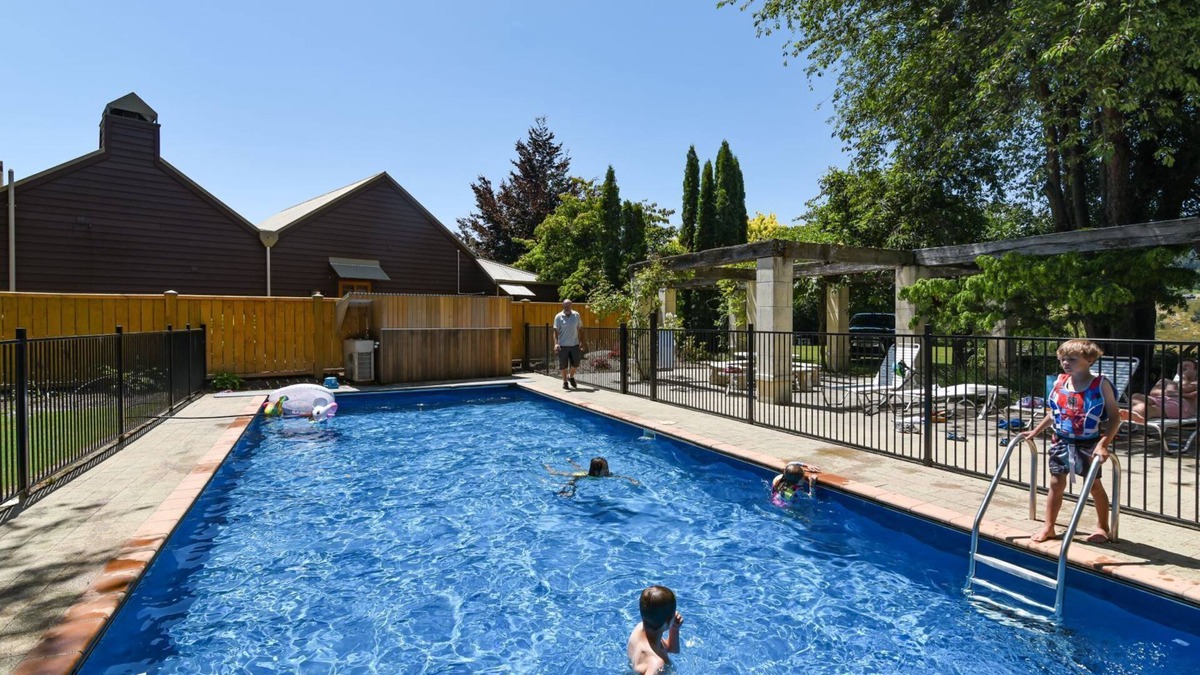 Lower Shotover House | Manata Lodge