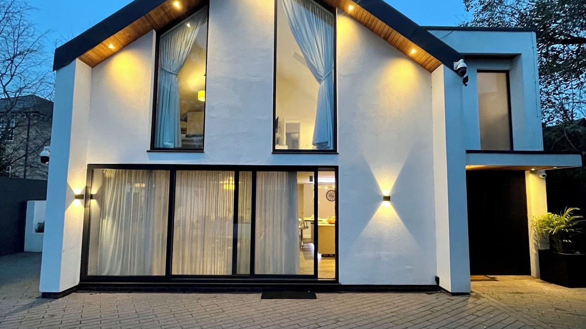 Trafford Villa | Manchesters Hidden Gem