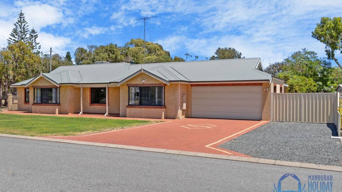 Wannanup House | Mandurah Estuary Breeze