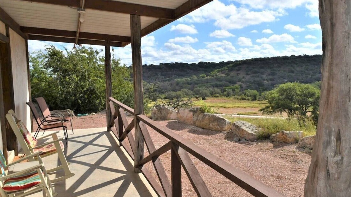Doss House | Maner Lodge getaway, views from 1 of highest elevation pts, BBQ, 30min FBG